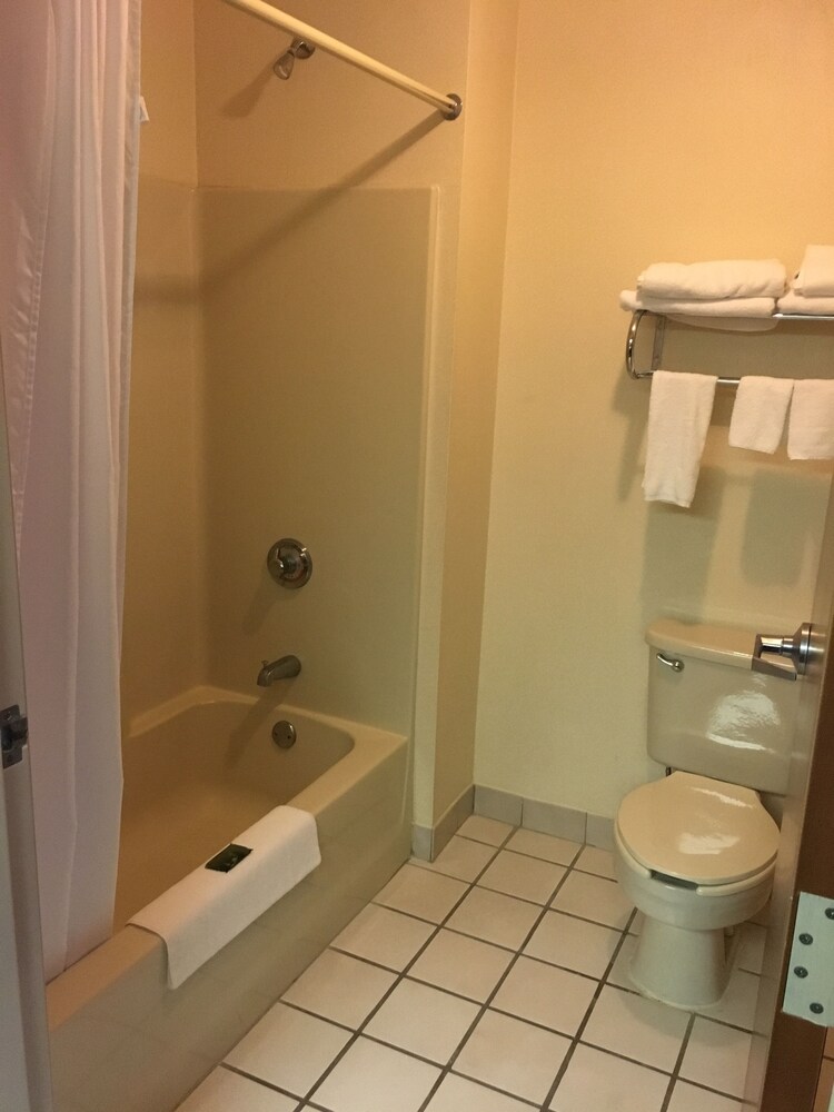 Baymont by Wyndham Mount Vernon Renfro Valley - photo 26