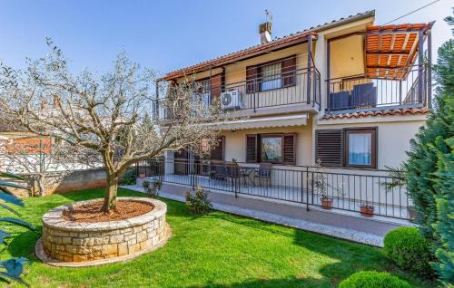 Apartment Lavanda Iii — 4-Star Luxury Hotel in Fazana, Croatia