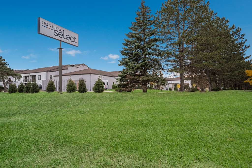 Sonesta Select Detroit Auburn Hills - photo 41