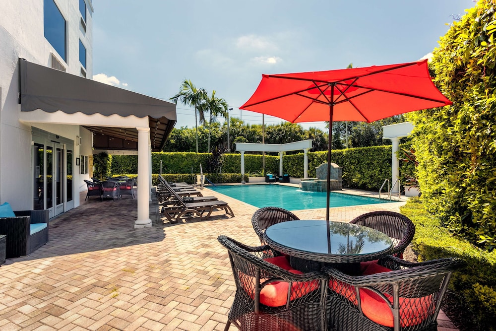 Hampton Inn West Palm Beach Lake Worth Turnpike - photo 24