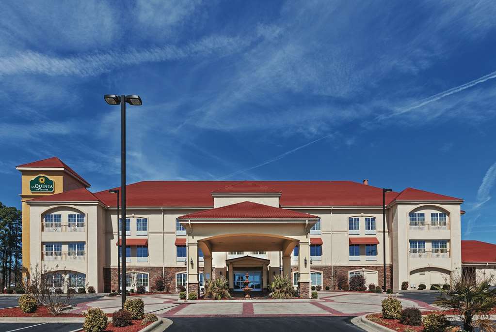La Quinta Inn & Suites by Wyndham Searcy - featured photo