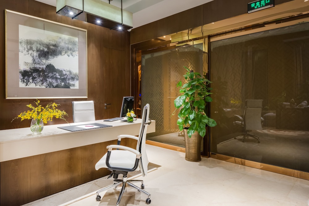 Crowne Plaza Xiangyang by IHG in Xiangyang, People's Republic of China