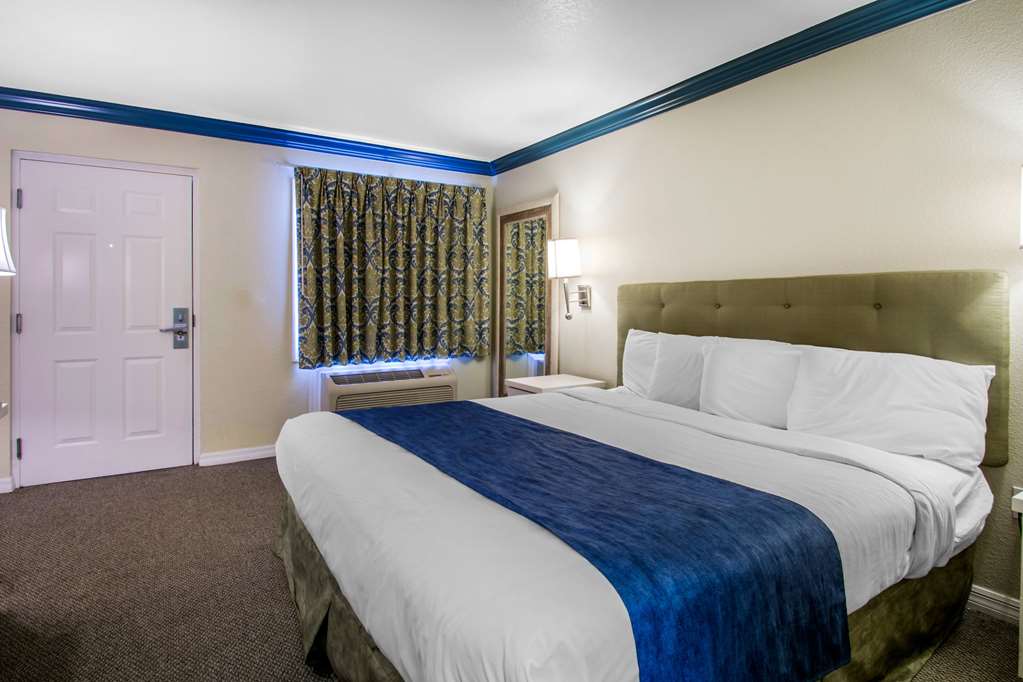 Quality Inn Clermont West Kissimmee - photo 10
