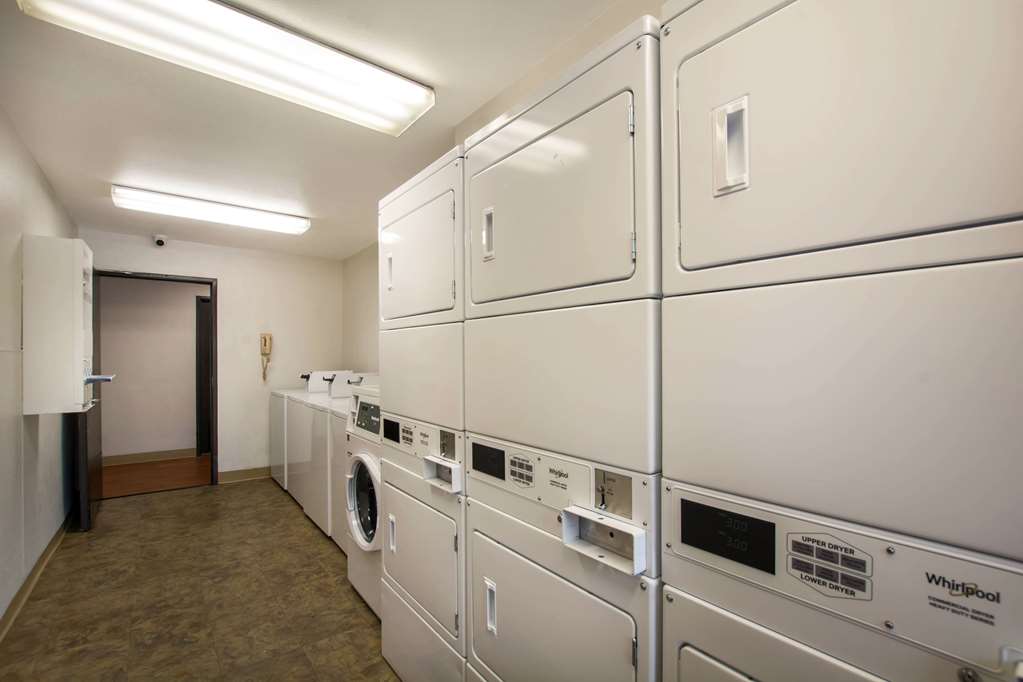 WoodSpring Suites Louisville Southeast - photo 28