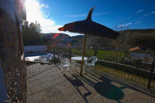Casa Rural La Estancia — 4-Star Luxury Hotel in El Bosque, Spain