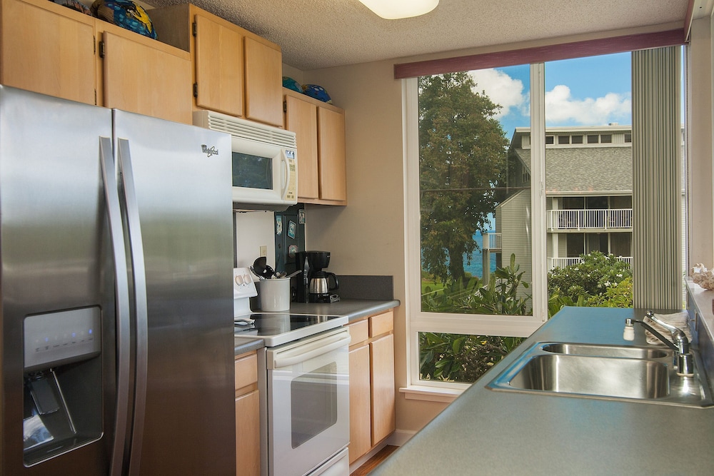 Oceanfront Realty The Cliffs at Princeville - photo 20