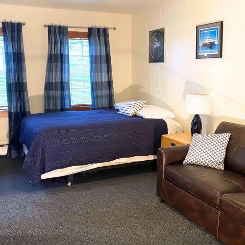 The Tides Inn - photo 31