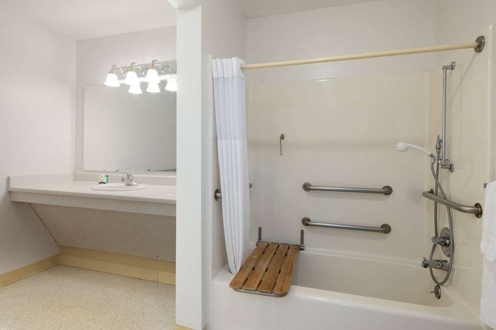 Ramada by Wyndham Juneau - photo 33