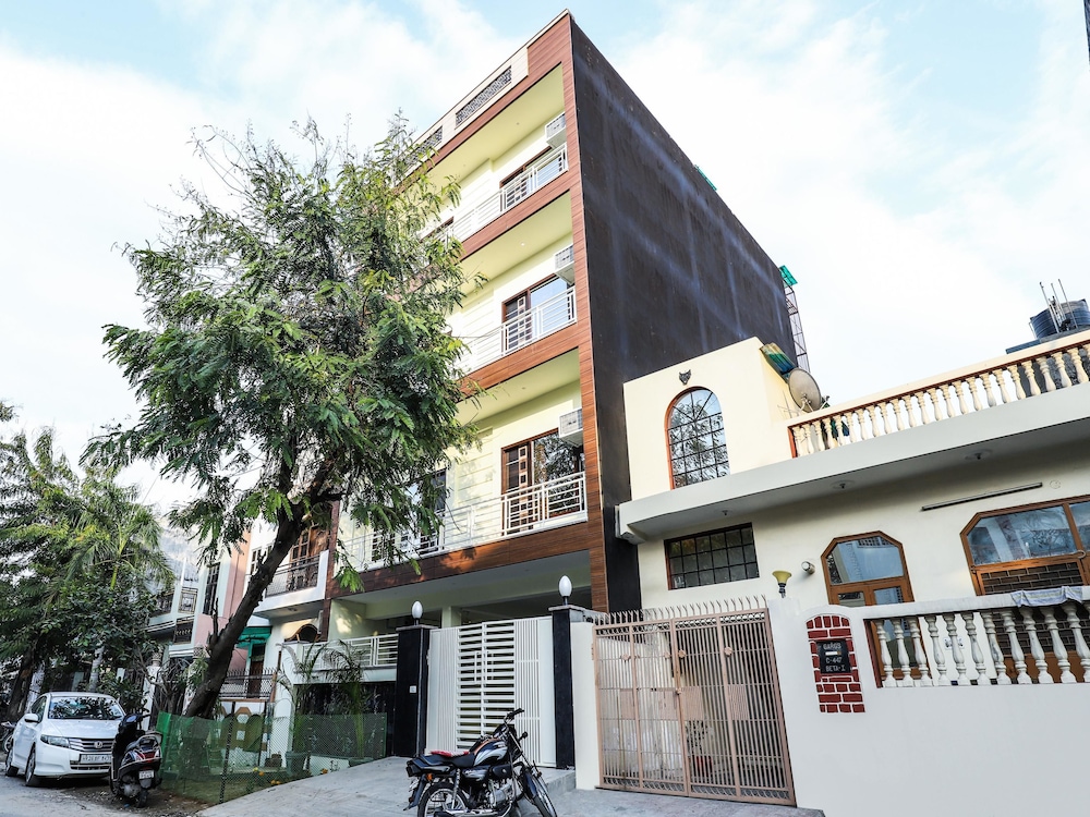 OYO 29022 Golden Imperial — hotel in Greater Noida