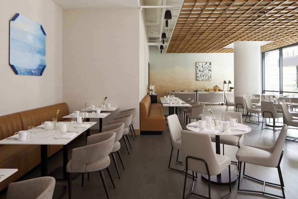 Intercontinental Hotels Seattle Bellevue By IHG - photo 54