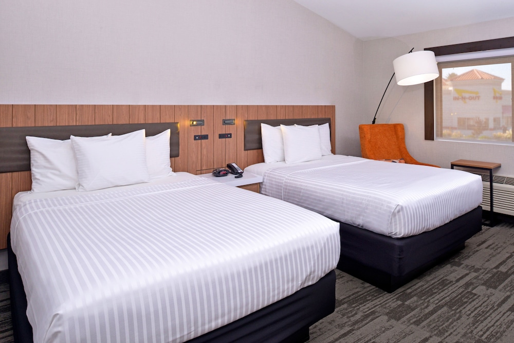 Modesto Hotel - photo 4
