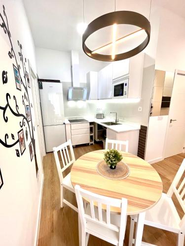 Acogedor apartamento 5 personas — 4-Star Luxury Hotel in Valencia, Spain