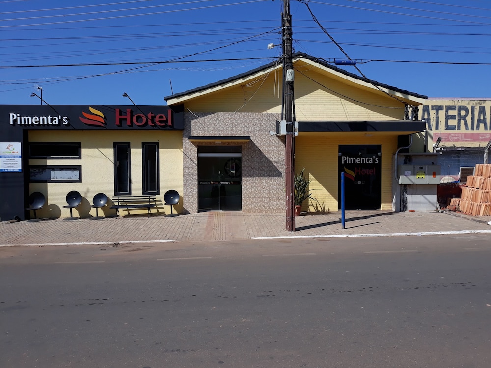 Pimenta's Hotel — hotel in Xinguara