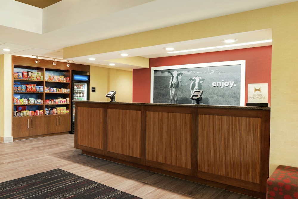 Hampton Inn West Des Moines Lake Drive - photo 6