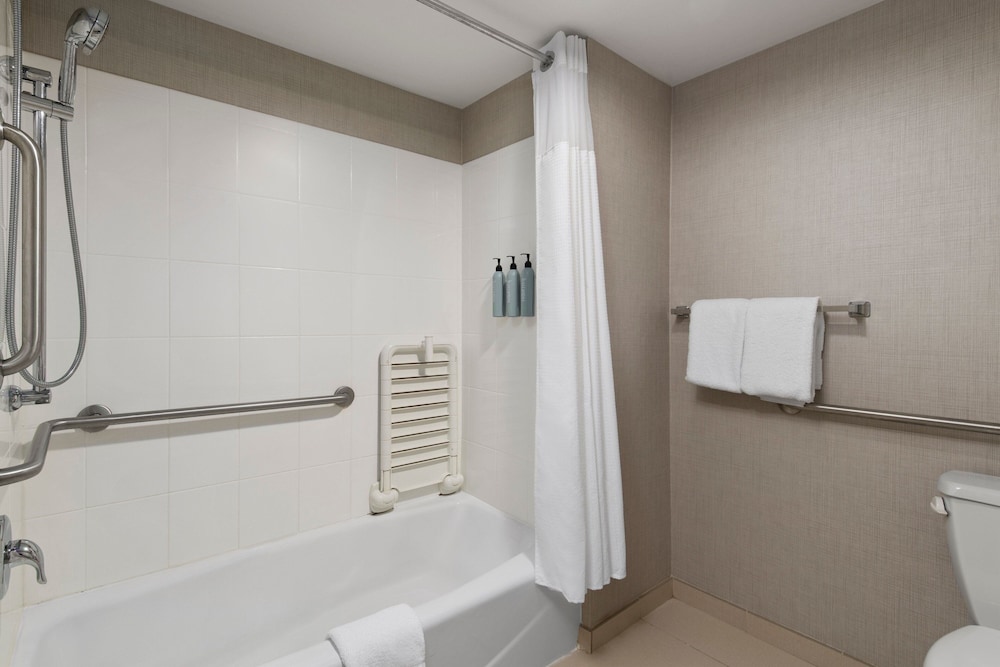 Residence Inn by Marriott Mt. Laurel at Bishop's Gate - photo 14