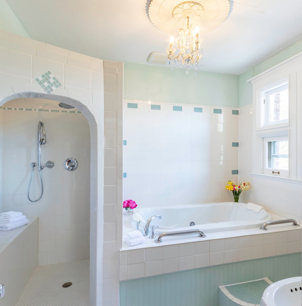 Wilburton Inn - photo 130