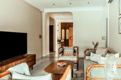 GANGA VILAS Two Bedroom Apartment at Janki Setu Ghat — 4-Star Luxury Hotel in Rishikesh, India