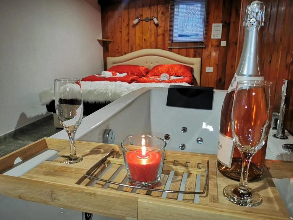 Home La Sierra With Whirlpool Bath For Two — Korenica — photo 2