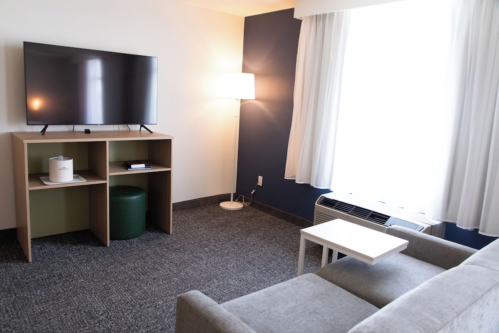 Spark by Hilton Mechanicsburg - photo 15