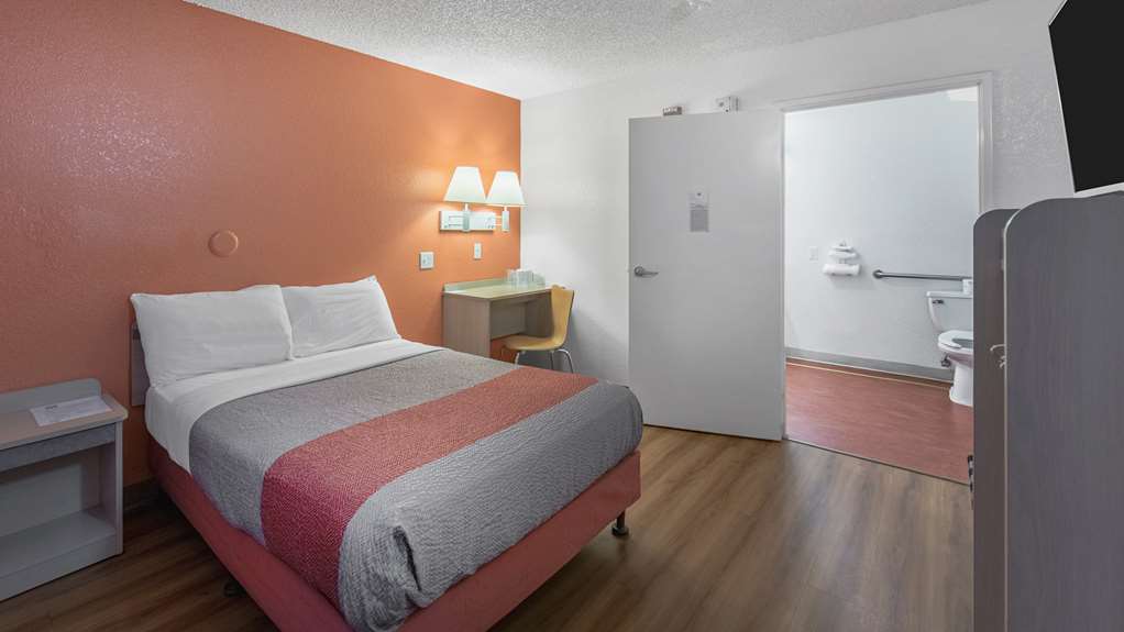 Motel 6 Medford OR North - photo 14