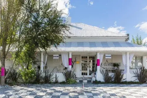 Boutique Guesthouse Manor 11583770 — De Aar