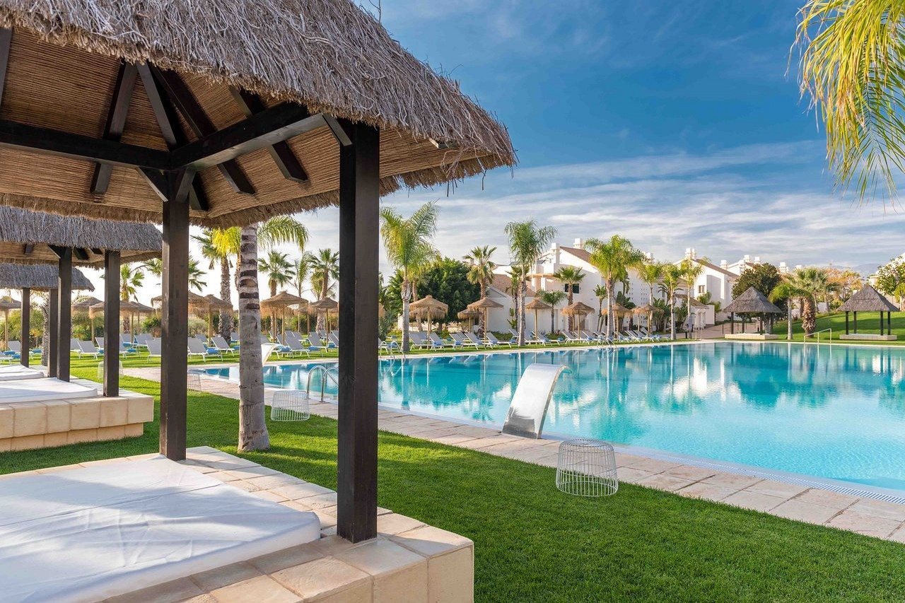 Hacienda del Alamo Golf and Spa Resort — 4-Star Luxury Hotel in Fuente-Alamo De Murcia, Spain