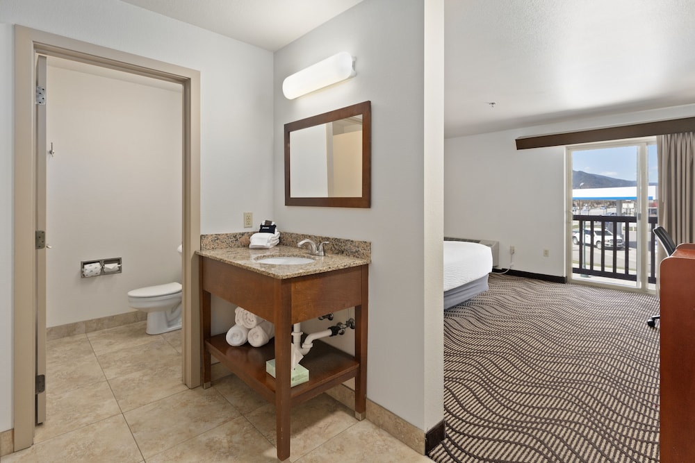 Sandpoint Hotel & Suites Downtown - photo 46