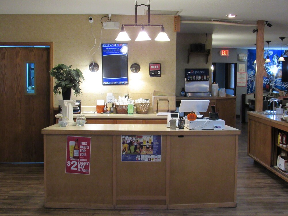 Meadowlark Inn Bridgeport - photo 18