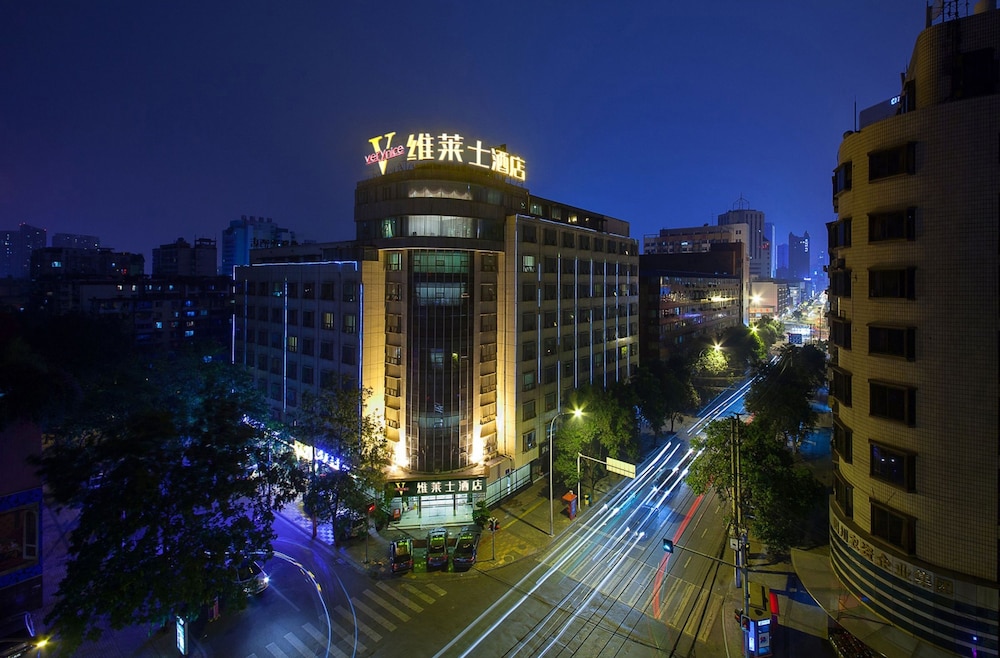 Very Nice Hotel - carbon neutral hotel in Chengdu