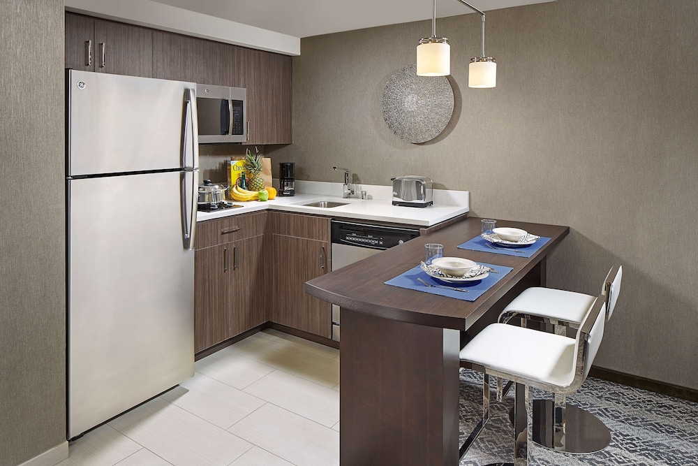 Homewood Suites by Hilton San Diego Downtown Bayside - photo 11