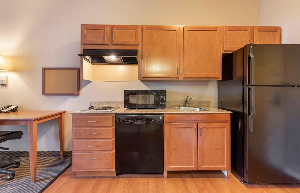 Extended Stay America Suites McAlester Hwy 69 - photo 20