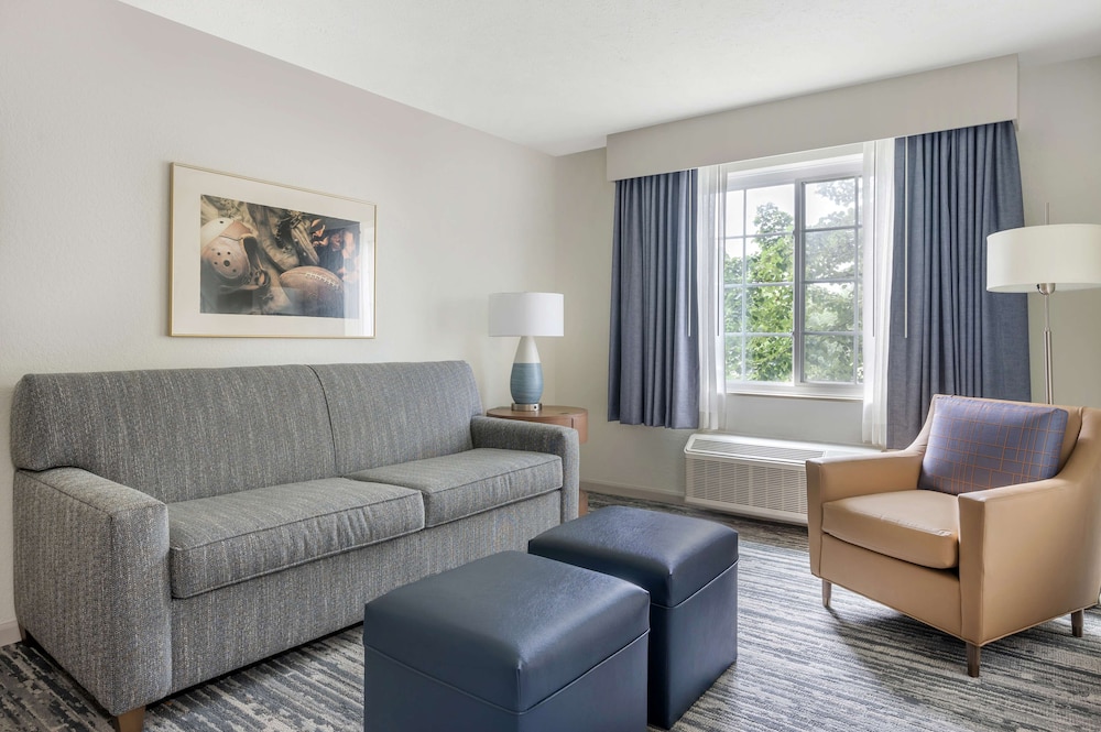 Hilton Vacation Club Varsity Club South Bend IN - photo 19