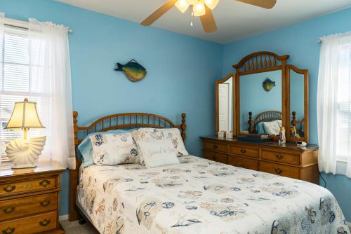 1 4 Us by Oak Island Accommodations - photo 16