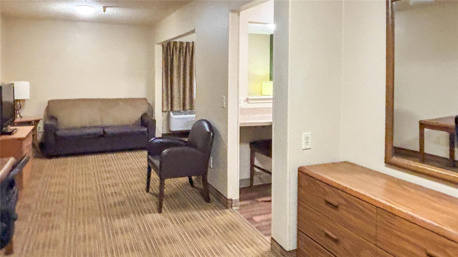 Studio 6 Suites Greenville SC Haywood Mall - photo 34