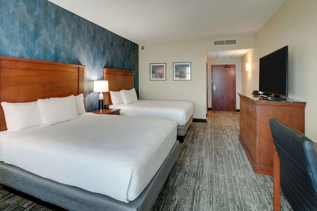 Drury Plaza Hotel Mt. Vernon - photo 39