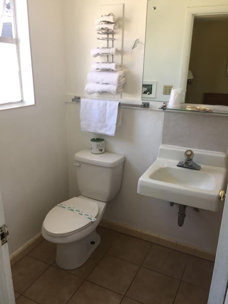 Marco Polo Motel - photo 18