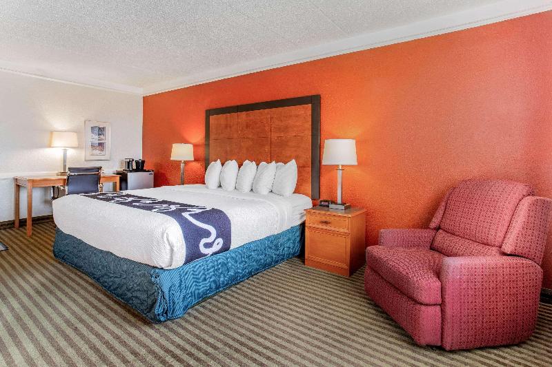 La Quinta Inn Chicago O'Hare Nr. 6072 - photo 27