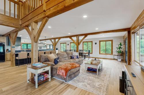 The Lodge — 4-Star Luxury Hotel in Madison, United States