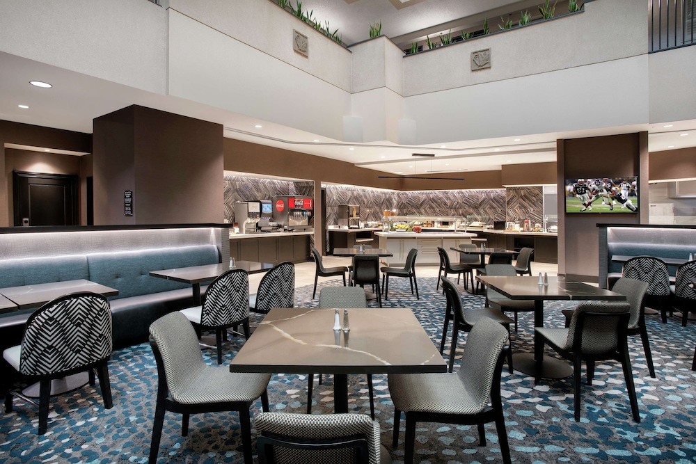 Embassy Suites by Hilton Orlando Airport - photo 35