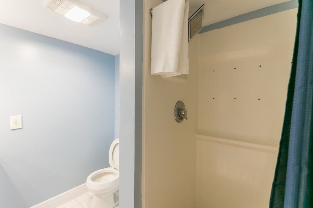Canal Express Rooms - photo 46