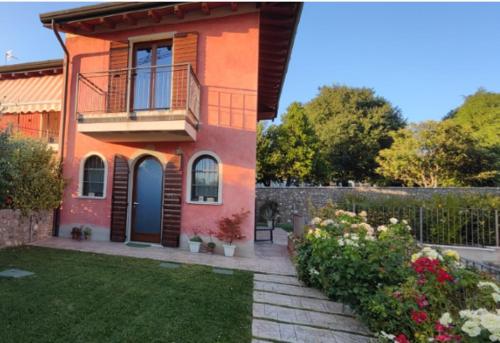 La Mocina casa vacanze — 4-Star Luxury Hotel in Castellaro, Italy