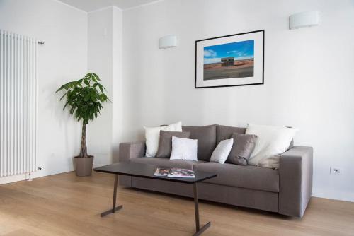 Brand new apt City Life district — 4-Star Luxury Hotel in Milan, Italy