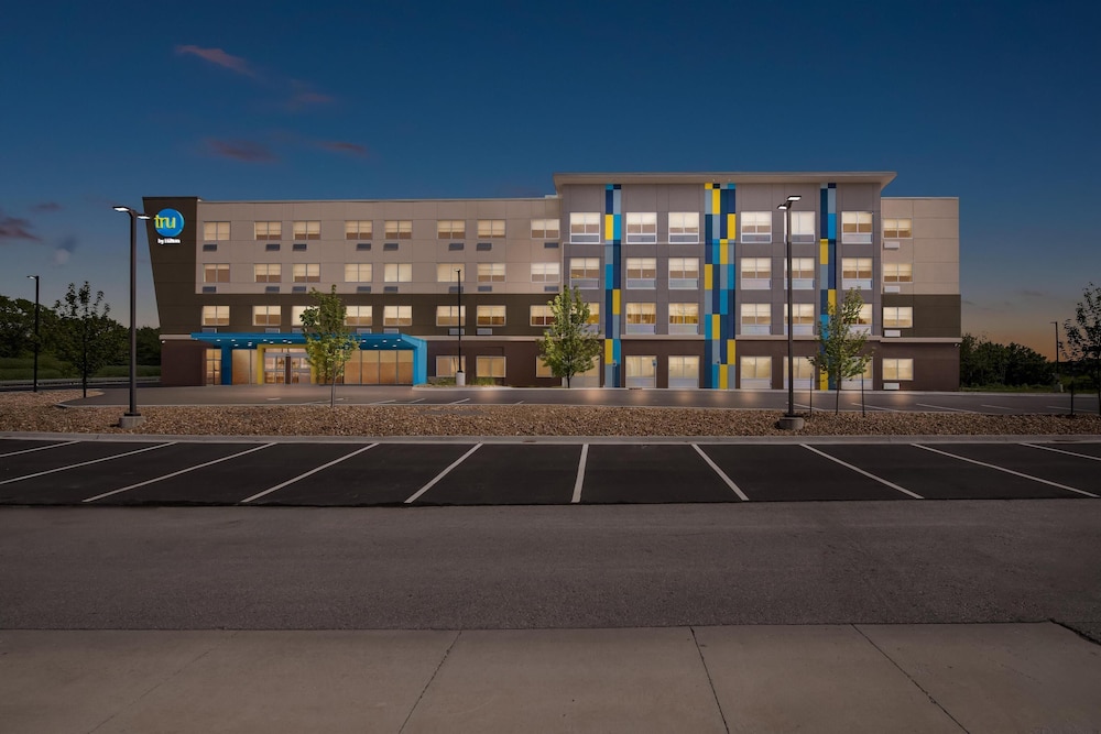 Tru by Hilton Kansas City Airport - photo 40