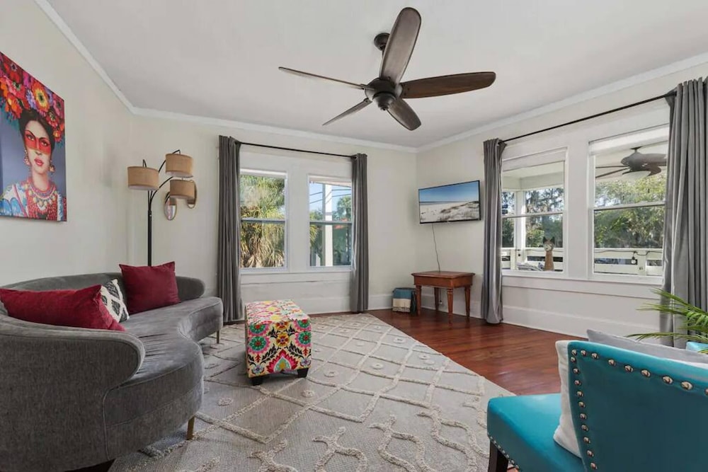 San Marco Villa Duplex w Backyard - photo 2