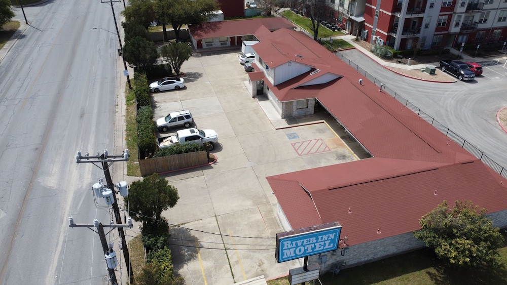 Rodeway Inn Downtown - photo 26
