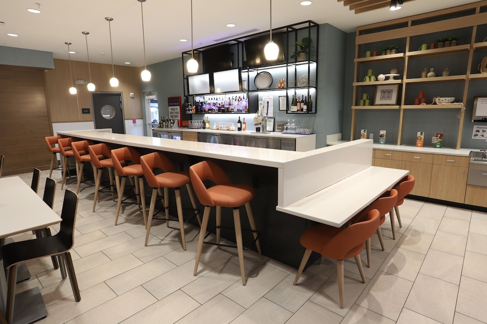Holiday Inn Hotel & Suites Hopkinsville Convention Ctr by IHG - photo 14