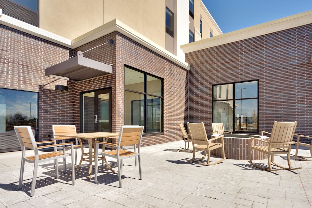 Hampton Inn & Suites Rexburg - photo 31