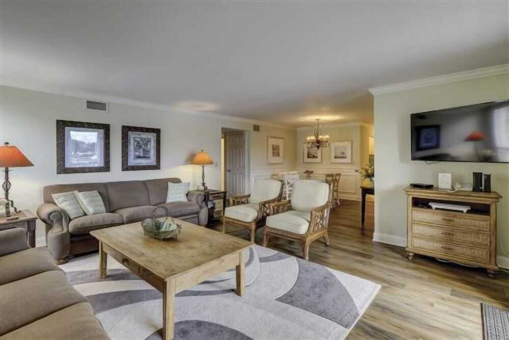 1038 Caravel Court at The Sea Pines Resort - photo 5