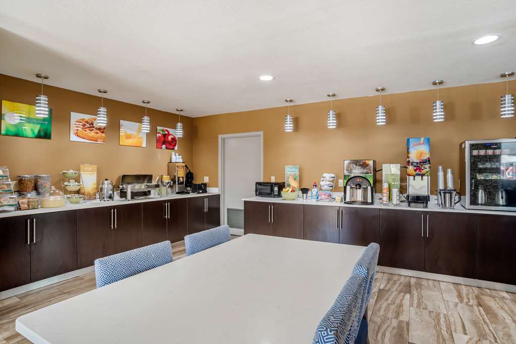 Quality Suites Baton Rouge East Denham Springs - photo 70