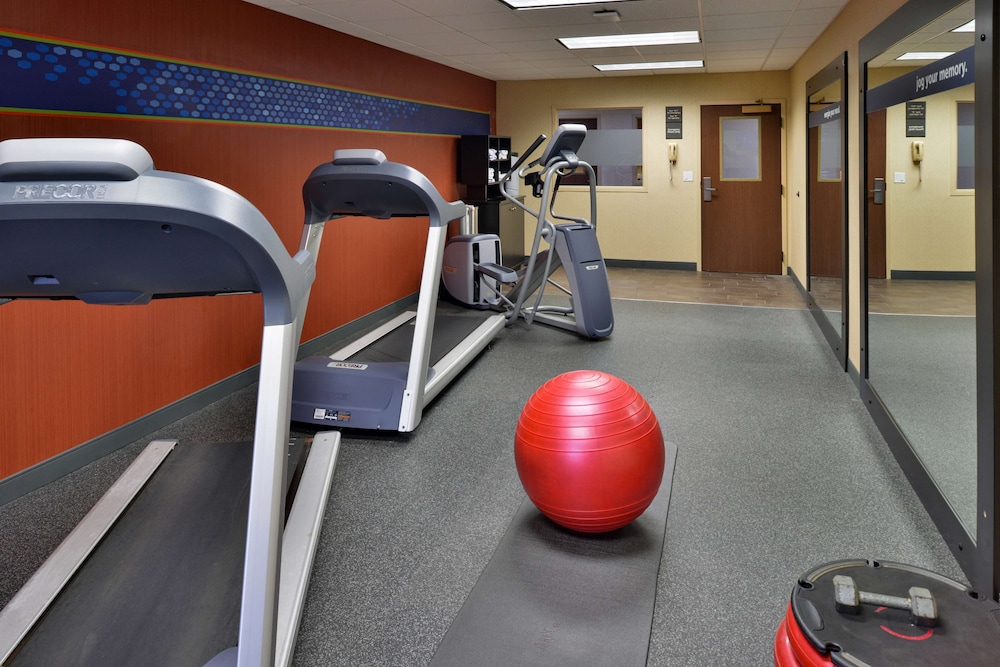 Hampton Inn Wytheville - photo 48